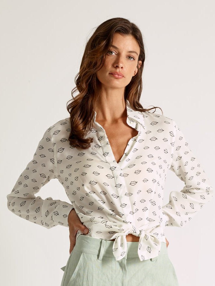 Bisou Bisou Silk Georgette Blouse - Silk Button Down Top with Lip Print